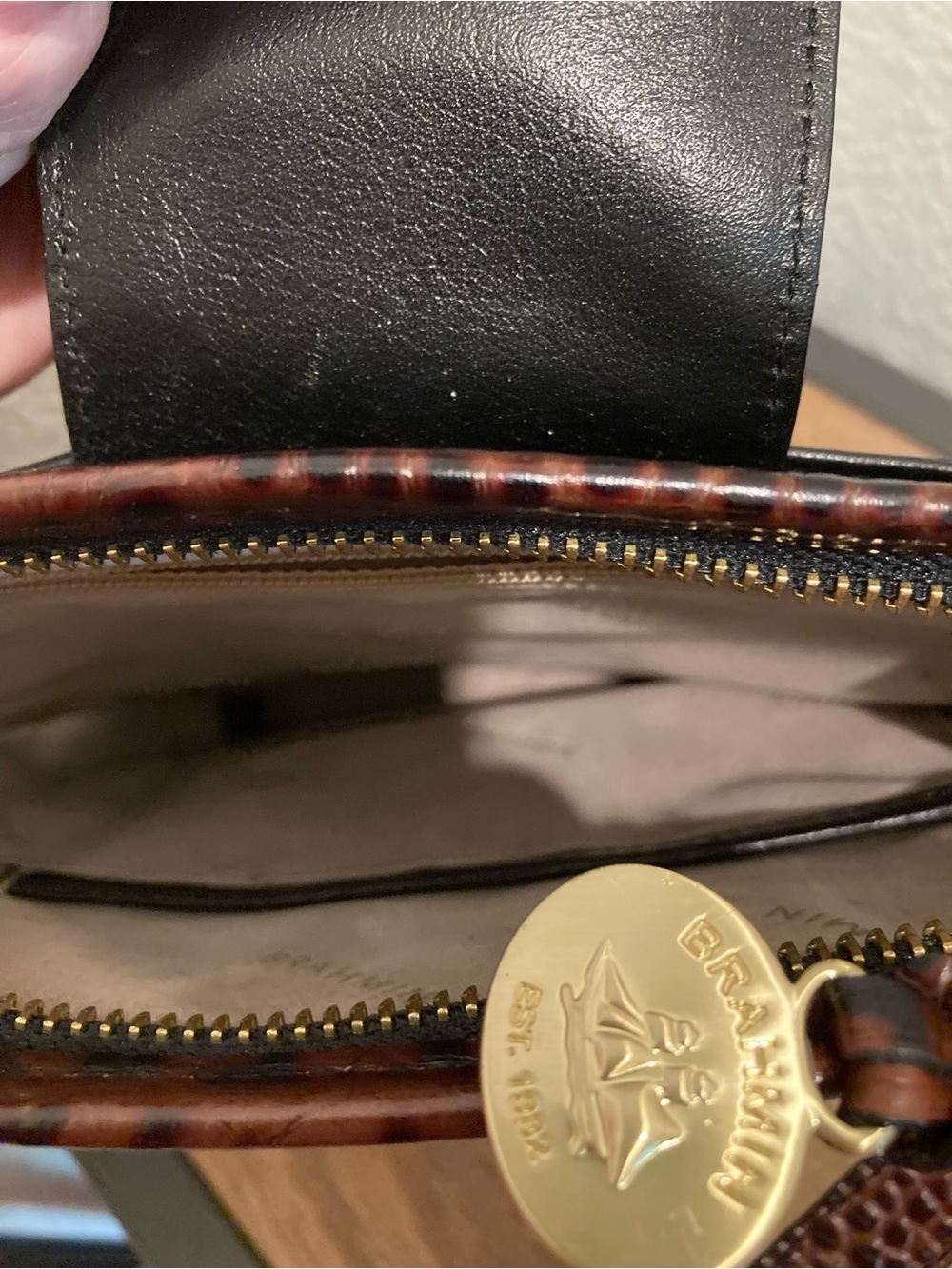 Brahmin Black Leather Crossbody with Brown Croc-Trim - Picture 5 of 12